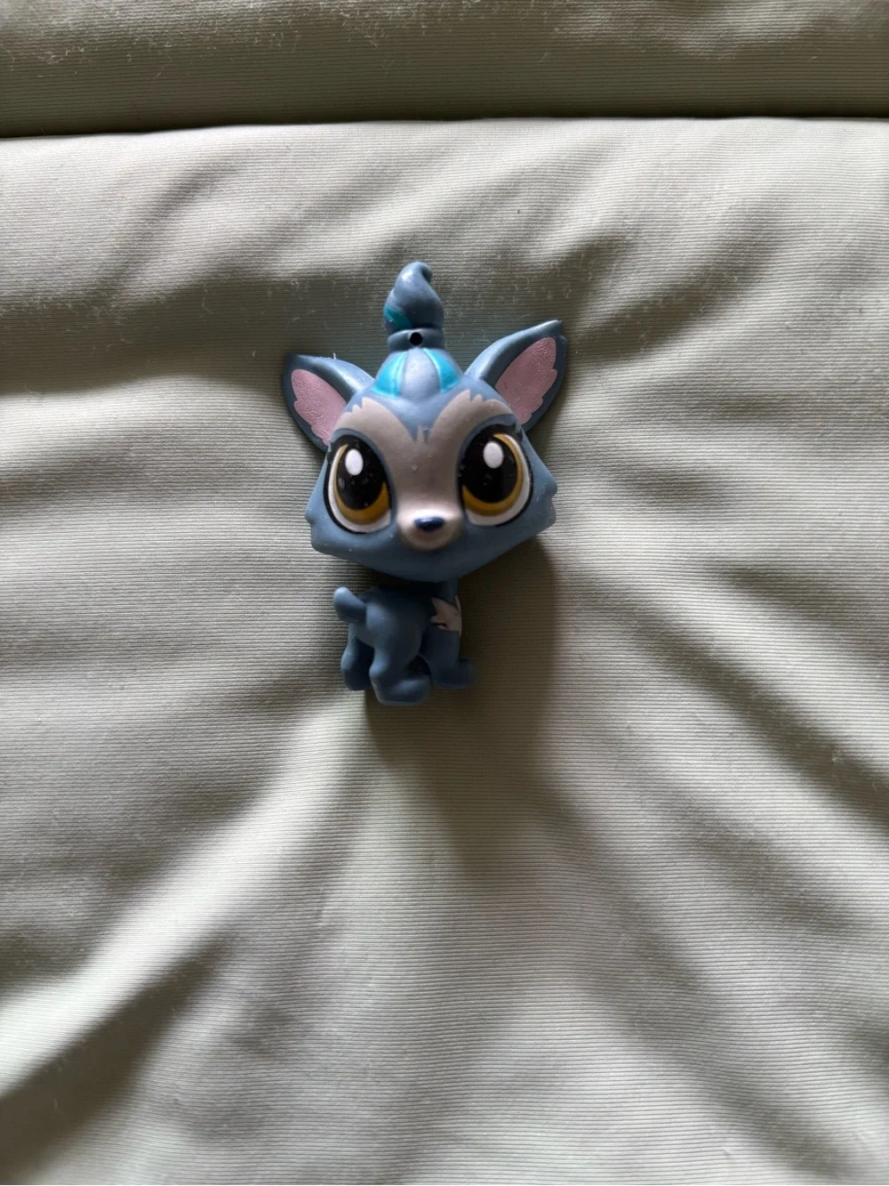 Littlest Pet Shop Blue and Pink Fox Figure